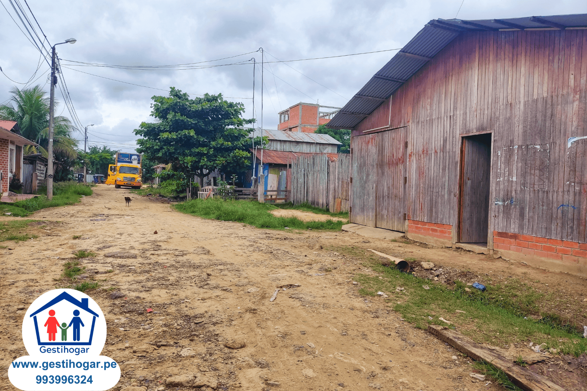 SE VENDE CASA AMPLIA EN PUCALLPA (235 M2) — foto 3