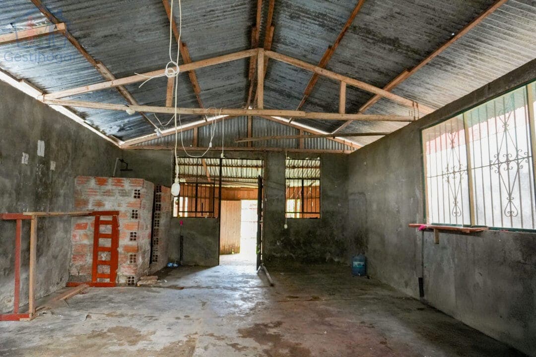 Venta de Terreno con casa 160m2 -Cerca al Mercado 6 Pucallpa — foto 3