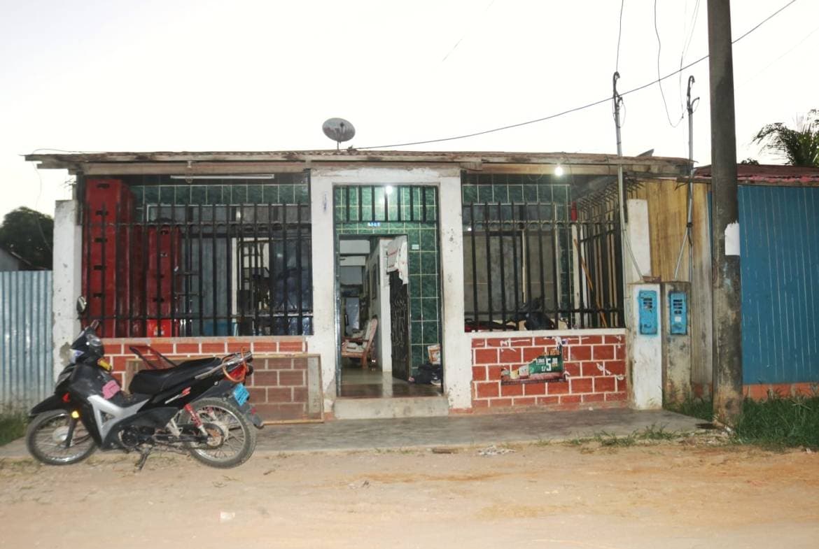 SE ALQUILA CASA A 1 CUADRA DEL REAL PLAZA — foto 2
