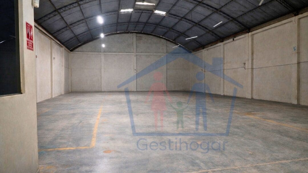 SE ALQUILA ALMACEN EN AV. MARISCAL CASTILLA – PUCALLPA — foto 2