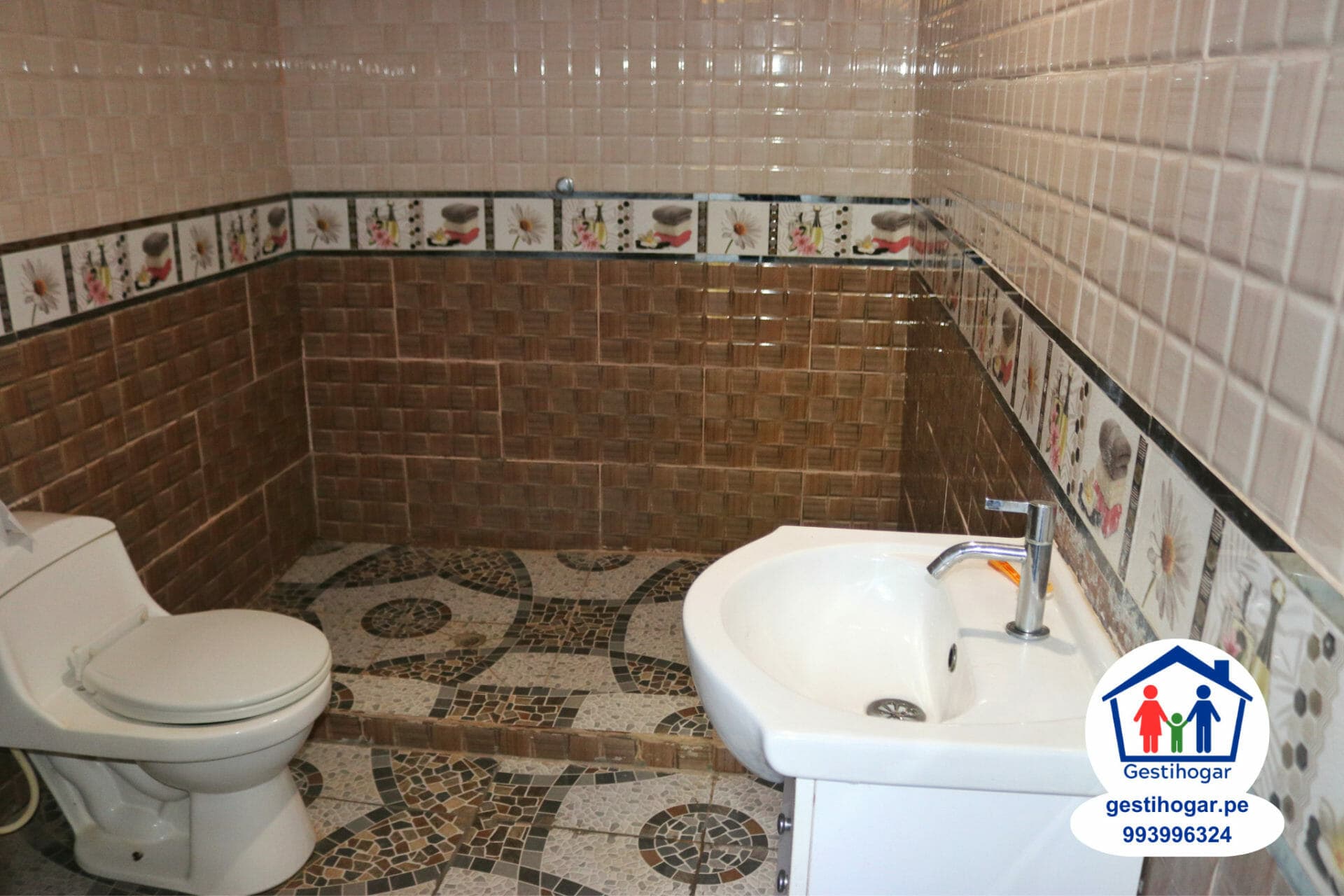 SE VENDE CASA EN PUCALLPA (250 M2) — foto 3