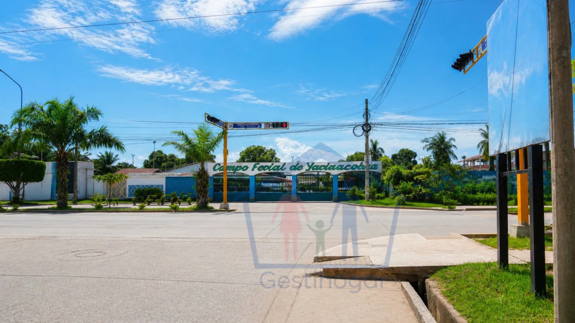 Terreno Esquina 2,950 m² en Yarinacocha · Doble Frente Comercial — foto 3