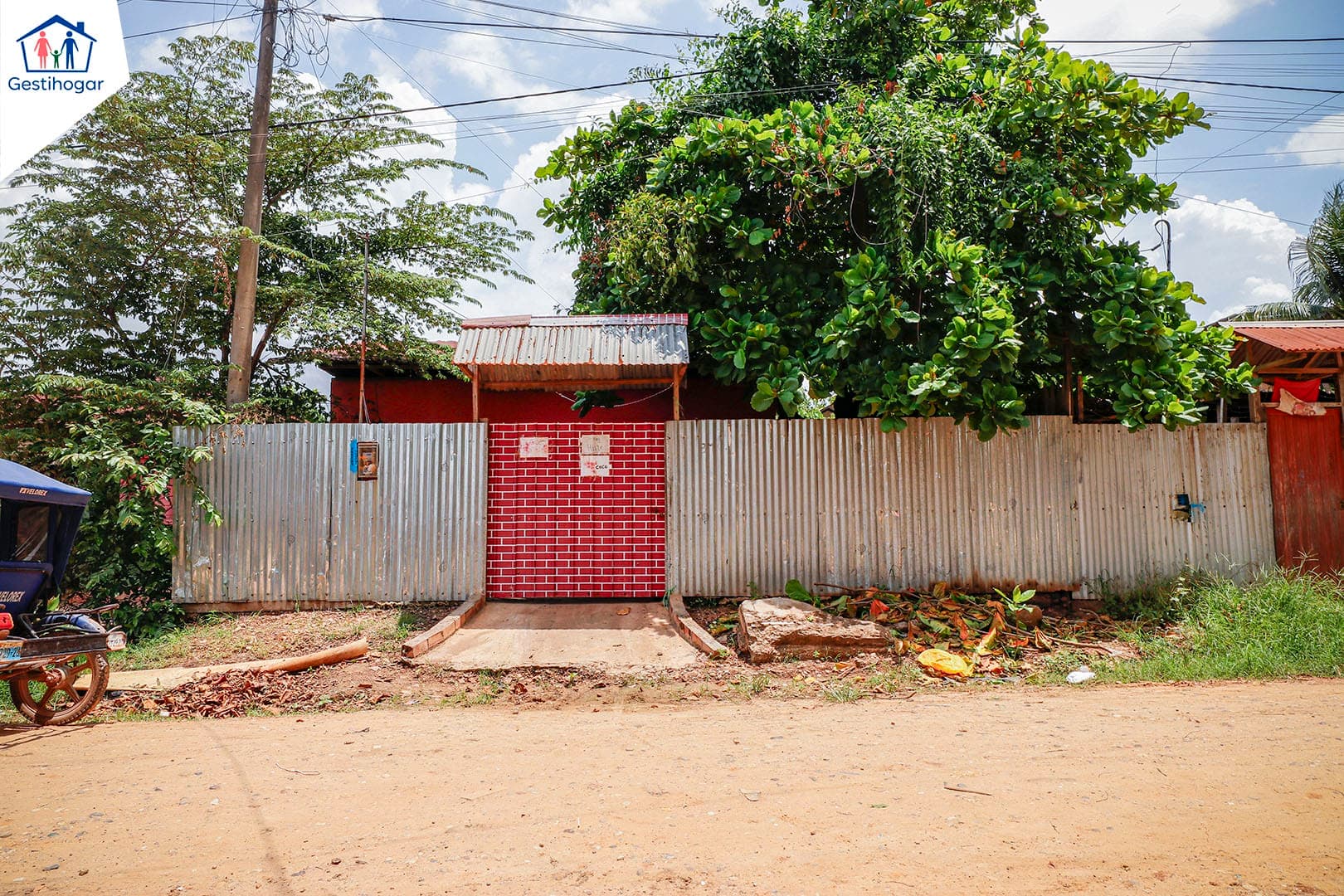 SE VENDE TERRENO DE 300 M2 CON CASA A 2 CDRS. DE LA AV. TUPAC — foto 5