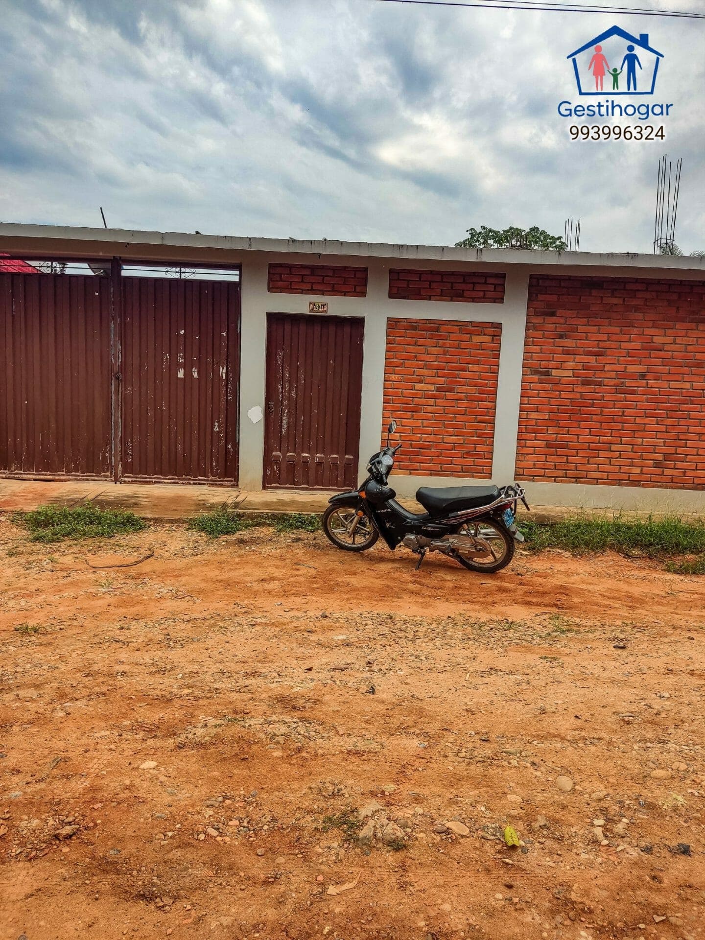 SE ALQUILA CASA AMOBLADA EN PUCALLPA (300M2)  — foto 3