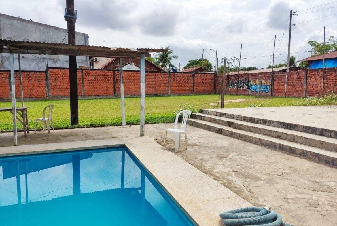 SE VENDE RECREO TURISTICO EN PUCALLPA