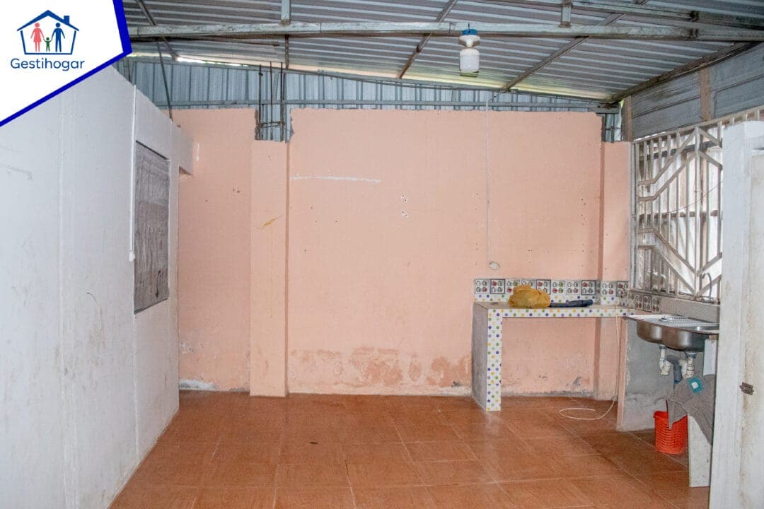 𝐒𝐄 𝐕𝐄𝐍𝐃𝐄 𝐋𝐎𝐂𝐀𝐋 𝐂𝐎𝐌𝐄𝐑𝐂𝐈𝐀𝐋 𝐄𝐍 𝐀𝐕. 𝐀𝐌𝐀𝐙𝐎𝐍𝐀𝐒 – 𝐏𝐔𝐂𝐀𝐋𝐋𝐏𝐀 — foto 5