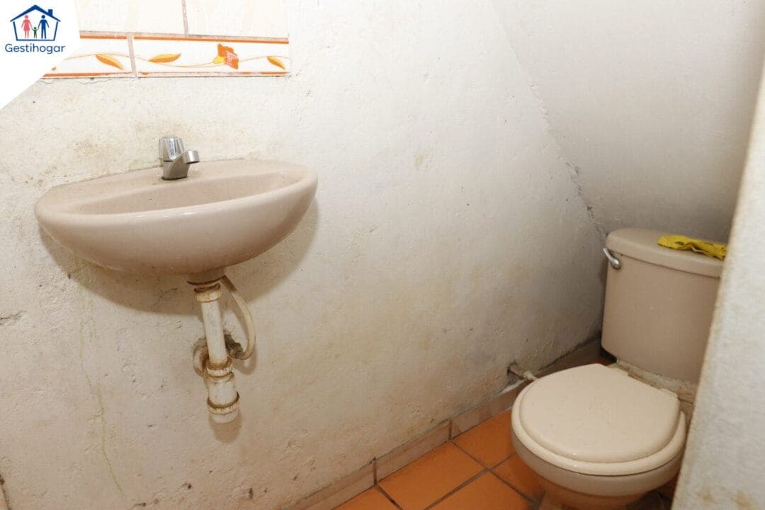 SE ALQUILA LOCAL PARA OFICINA, BARBERIA, ETC. AL COSTADO DE TOTTUS - PUCALLPA — foto 6