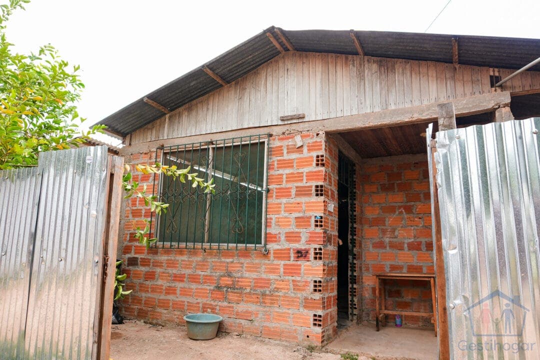 Venta de Terreno con casa 160m2 -Cerca al Mercado 6 Pucallpa