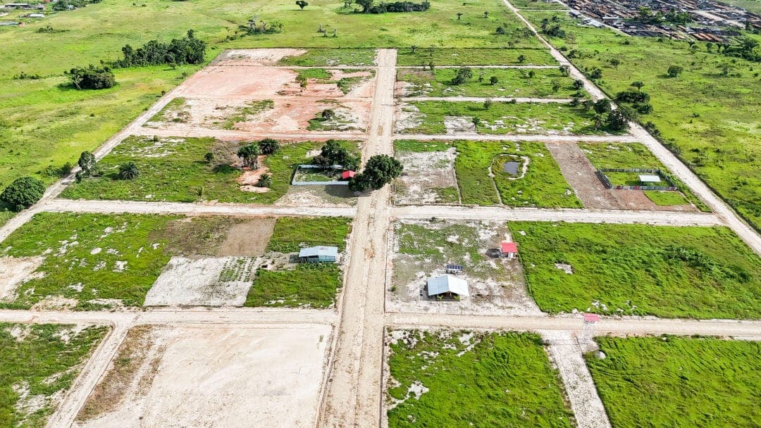 𝐀𝐃𝐐𝐔𝐈𝐄𝐑𝐄 𝐓𝐔𝐒 𝐋𝐎𝐓𝐄𝐒 𝐃𝐄𝐒𝐃𝐄 𝐋𝐎𝐒 𝟒𝟓𝟎 𝐌𝟐 𝐂𝐎𝐍 𝐓𝐈𝐓𝐔𝐋𝐎 𝐃𝐄 𝐏𝐑𝐎𝐏𝐈𝐄𝐃𝐀𝐃