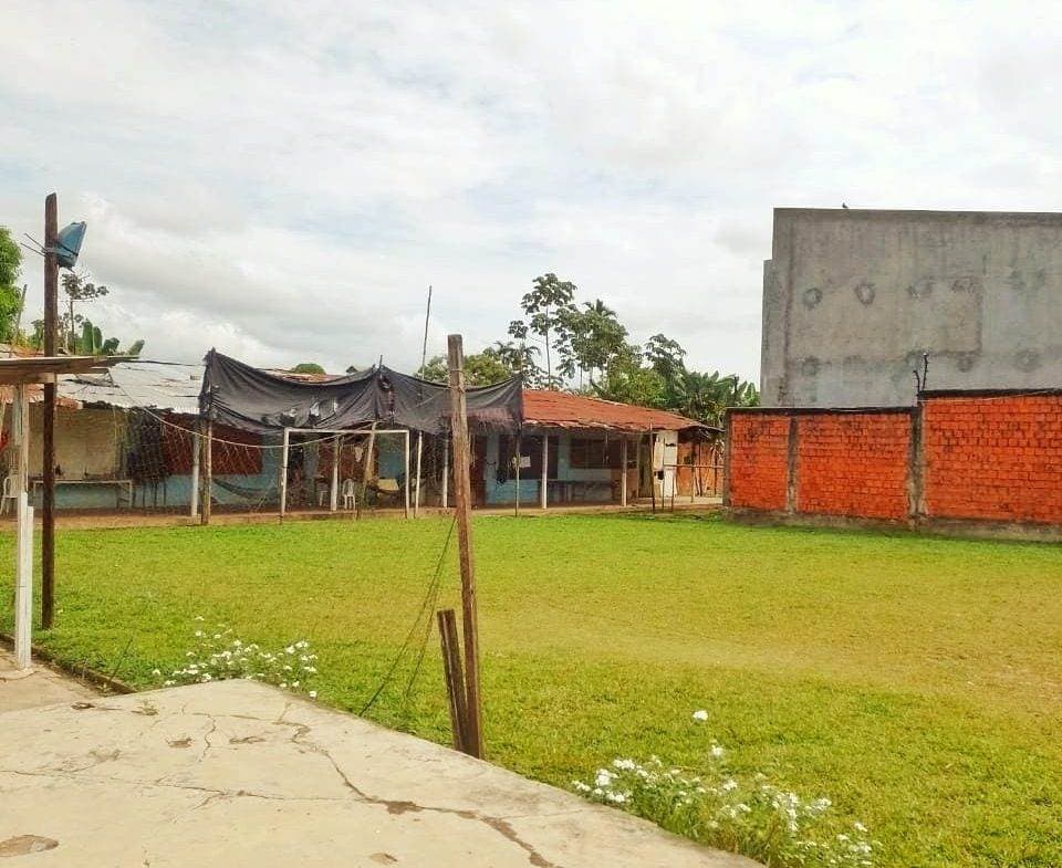 SE VENDE RECREO TURISTICO EN PUCALLPA — foto 3