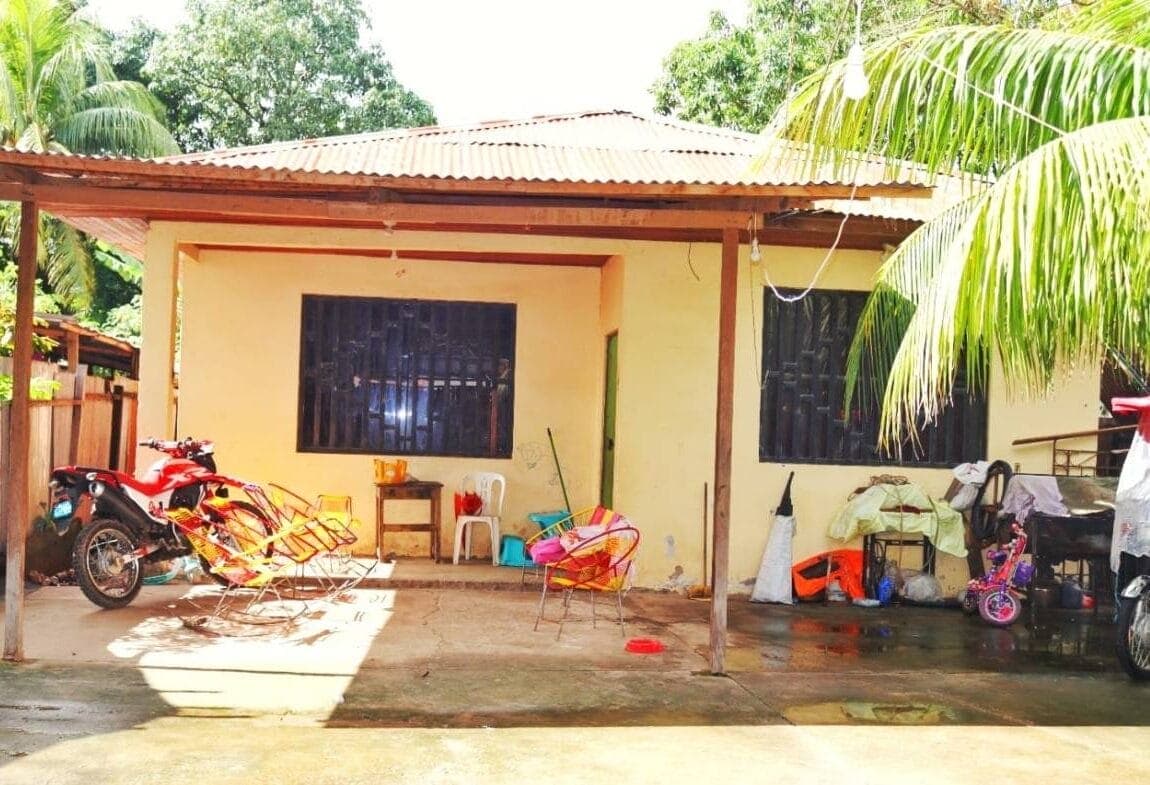 SE VENDE CASA CERCA A PARQUE