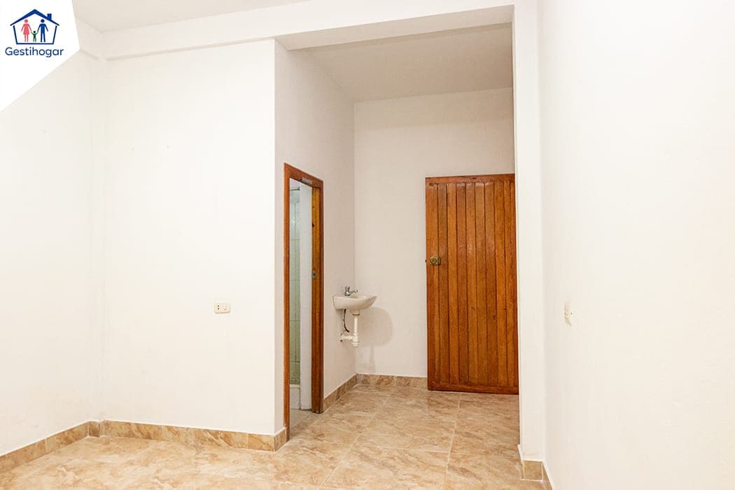 SE ALQUILA HERMOSO MINIDEPARTAMENTO — foto 2