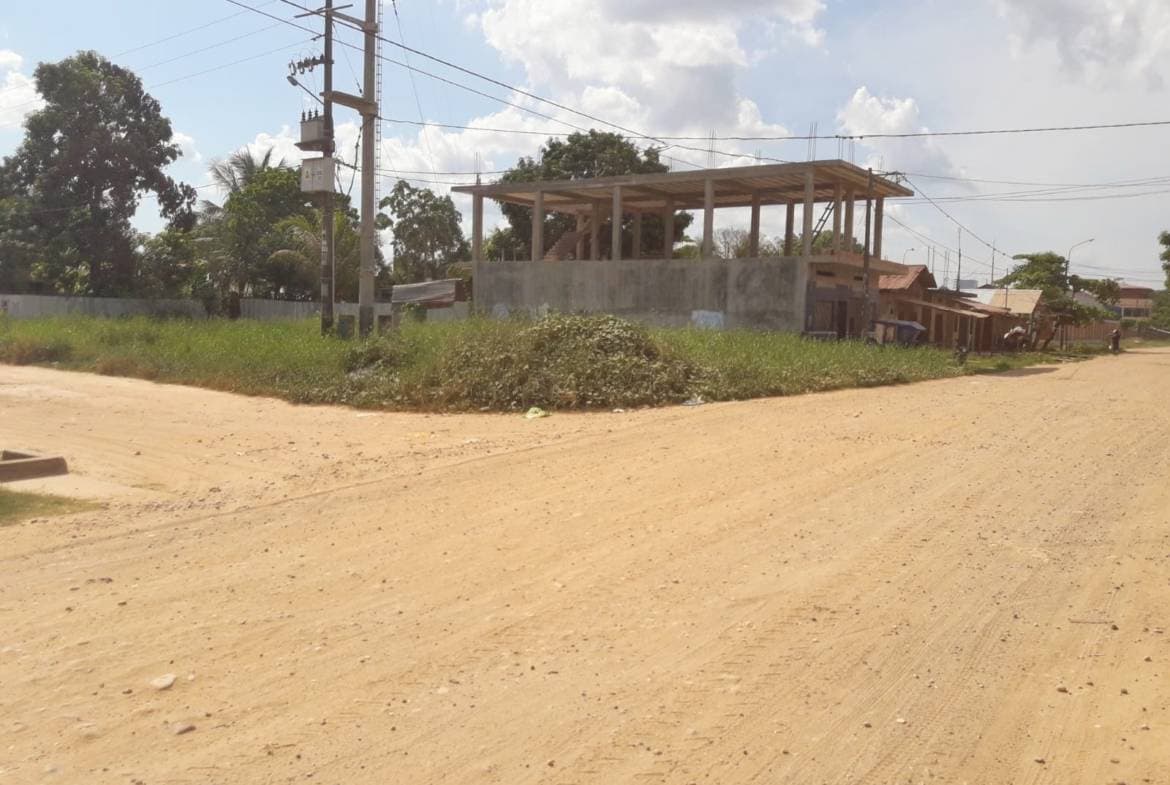 venta de Terreno pucallpa en esquina — foto 2