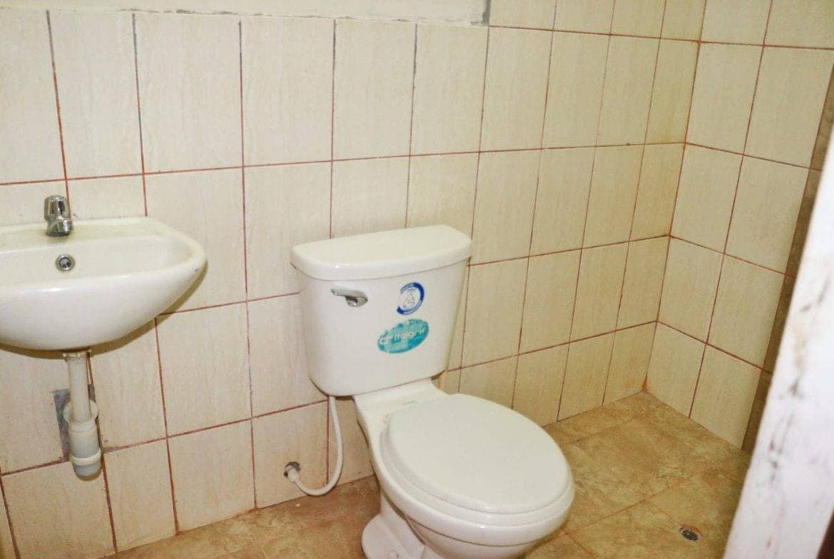 ALQUILO CASA MATERIAL NOBLE EN PUCALLPA — foto 3